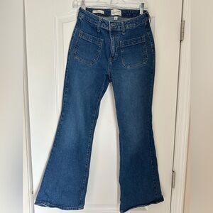 Universal Thread (Target) High Rise Flare Blue Jeans - 6 Short